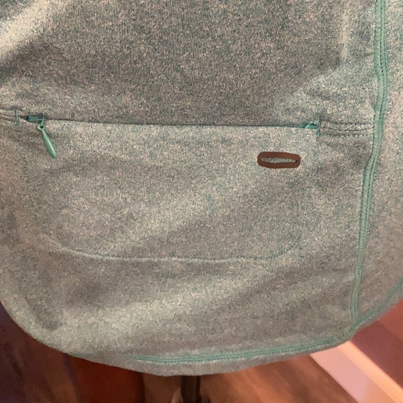 Reebok lightweight aqua zip up hoodie with pocket - Picture 12 of 16